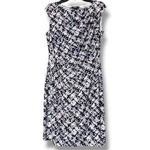 Chaps women’s size large blue white round neck ruched side dress casual